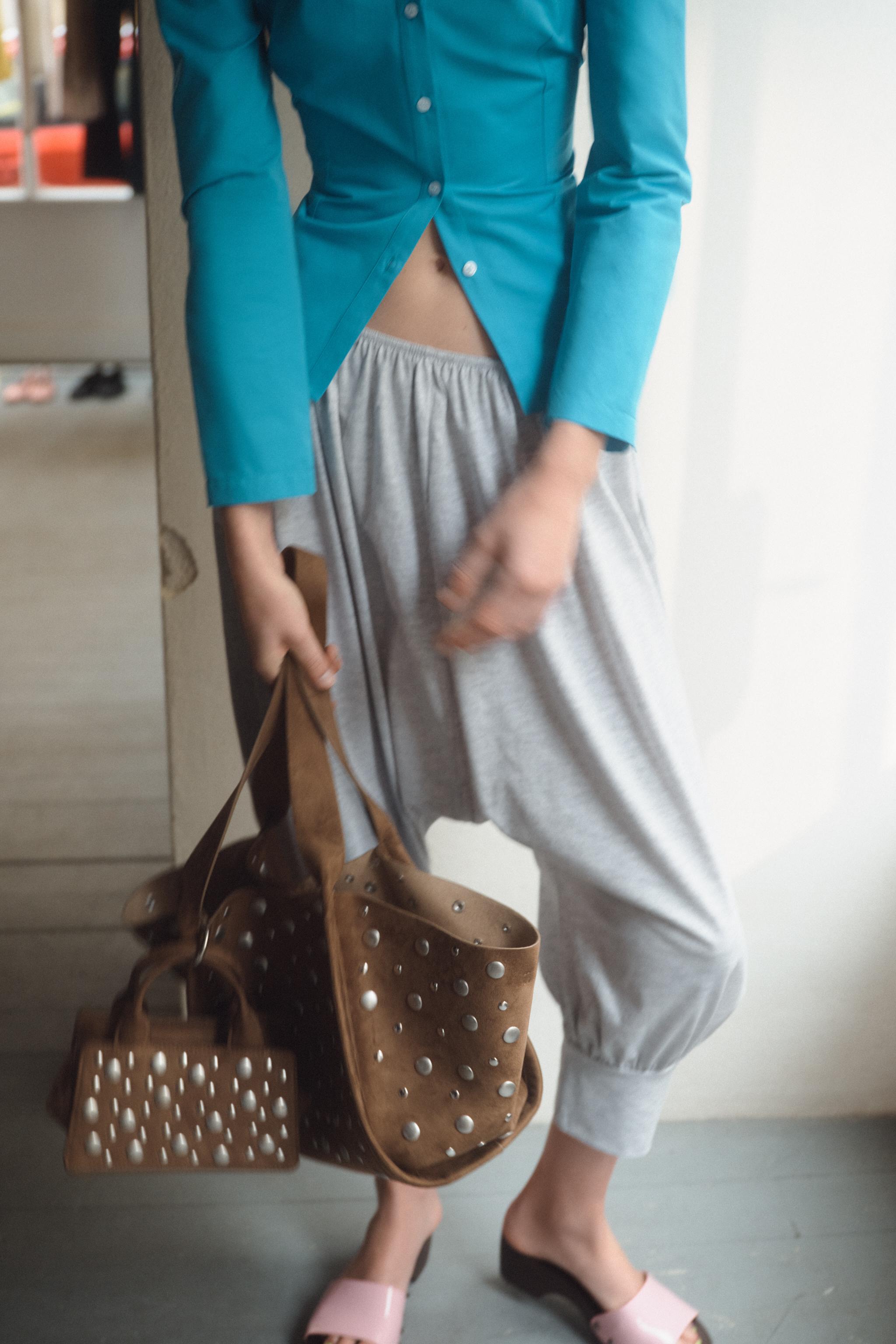 STUDDED CITY BAG